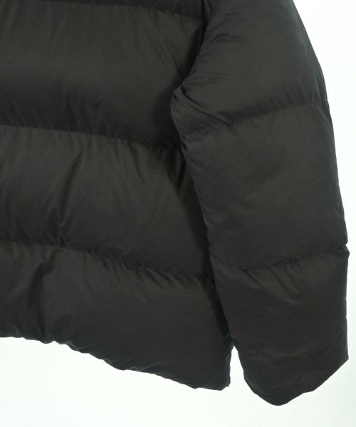 OFF-WHITE 羽絨夾克/背心