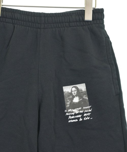 OFF-WHITE 短褲