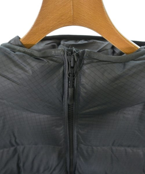 PALACE 羽絨夾克/背心