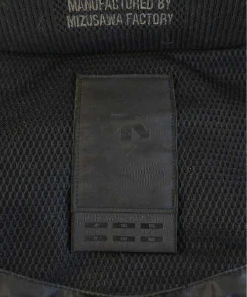 DESCENTE 羽絨夾克/背心