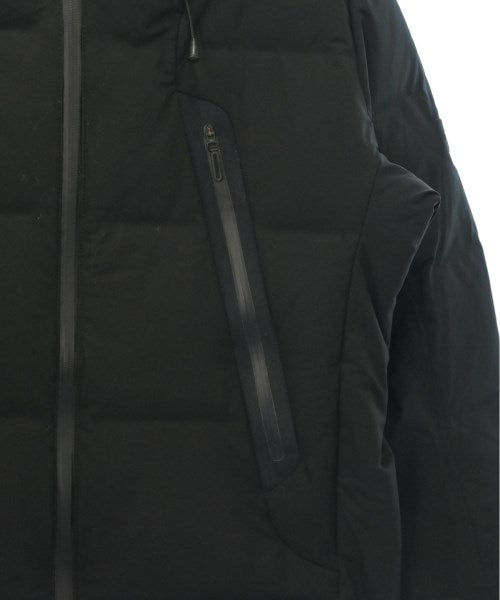 DESCENTE 羽絨夾克/背心