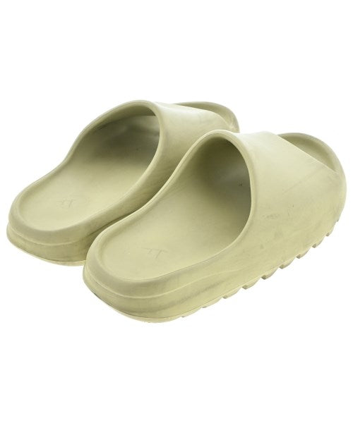 yeezy 涼鞋