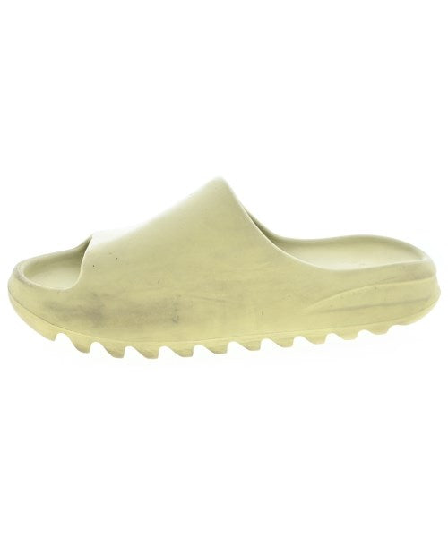 yeezy 涼鞋