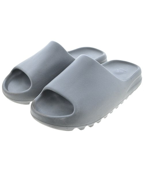 yeezy 涼鞋