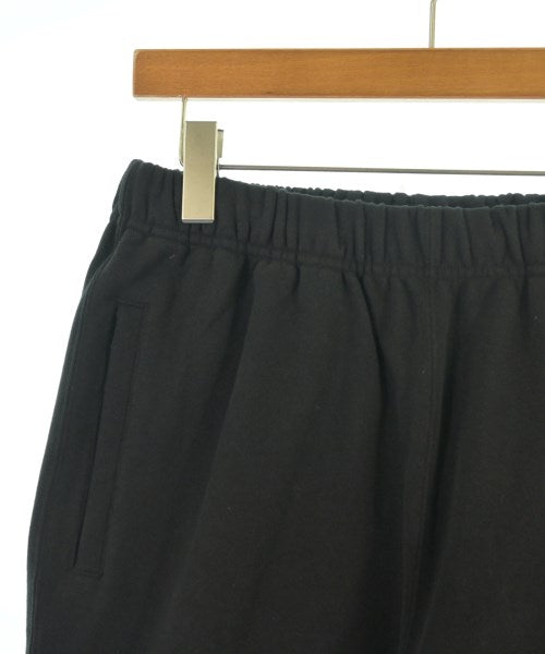 BLACK EYE PATCH 運動