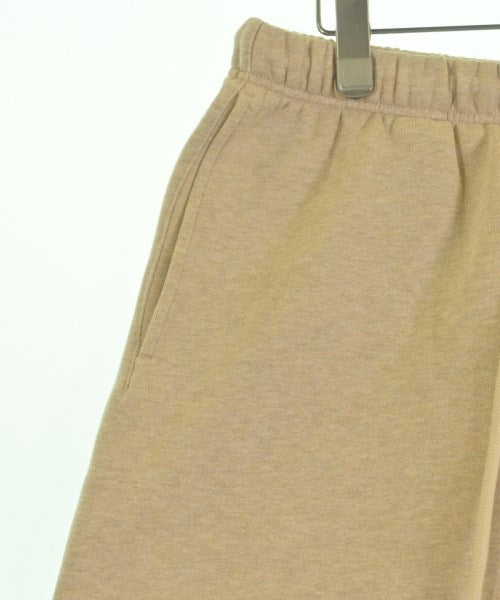 Fear of God ESSENTIALS 短褲