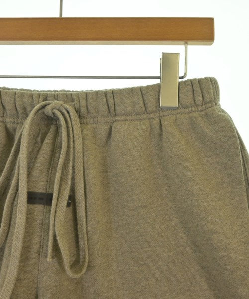 Fear of God ESSENTIALS 短褲