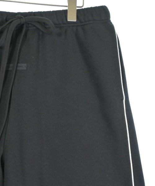 Fear of God ESSENTIALS 短褲