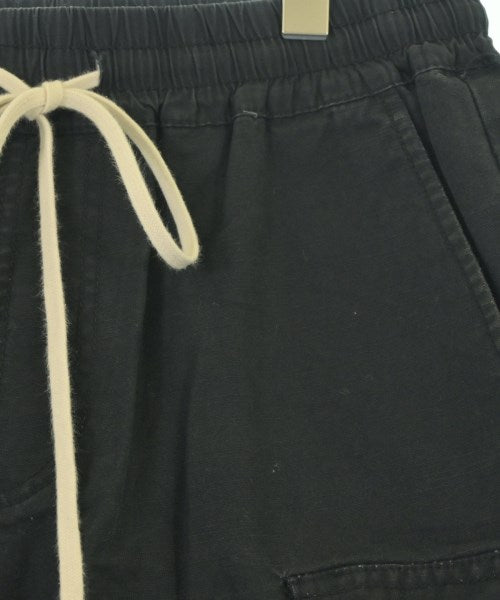 Fear of God ESSENTIALS 短褲