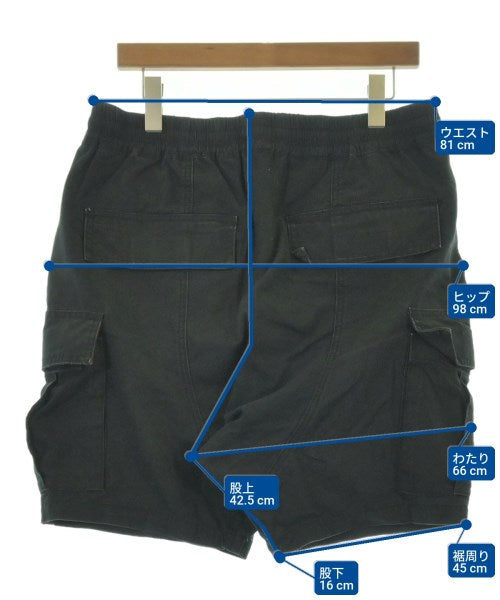 Fear of God ESSENTIALS 短褲