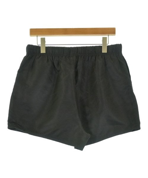 Fear of God ESSENTIALS 短褲