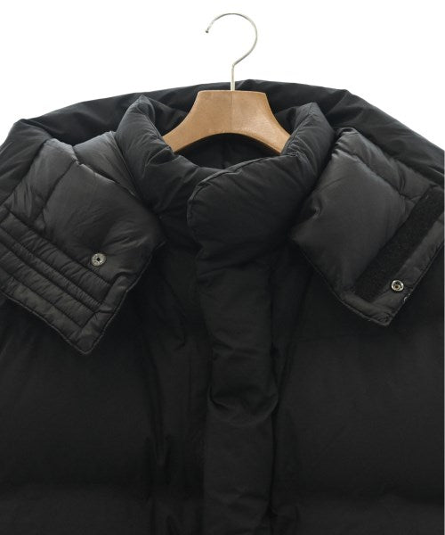 THE NORTH FACE 羽絨夾克/背心