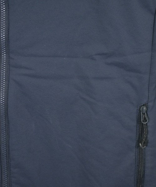 THE NORTH FACE 羽絨夾克/背心