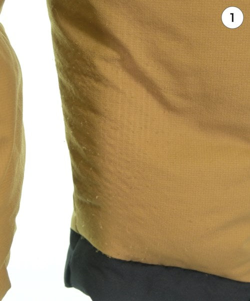 THE NORTH FACE 羽絨夾克/背心