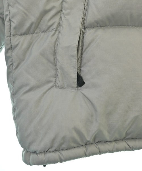 THE NORTH FACE 羽絨夾克/背心