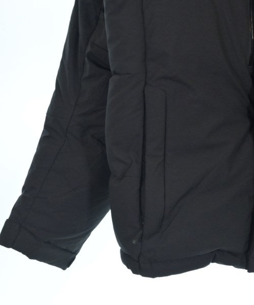 THE NORTH FACE 羽絨夾克/背心