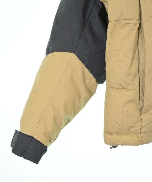 THE NORTH FACE 羽絨夾克/背心