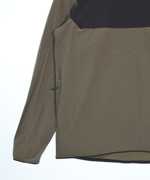 THE NORTH FACE 運動衫