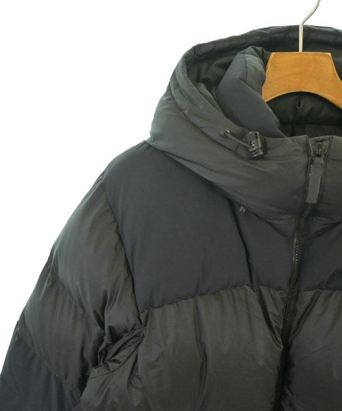 THE NORTH FACE 羽絨夾克/背心