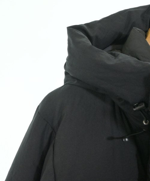 THE NORTH FACE 羽絨夾克/背心
