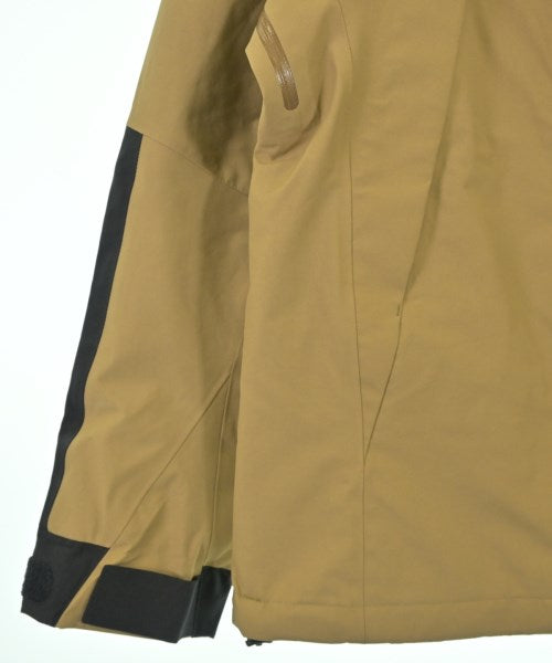 THE NORTH FACE 山系外套