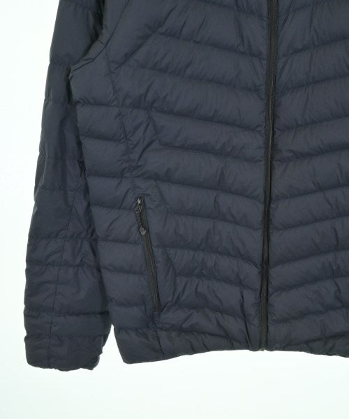 THE NORTH FACE 羽絨夾克/背心