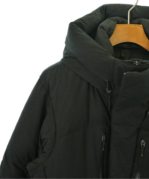 THE NORTH FACE 羽絨夾克/背心