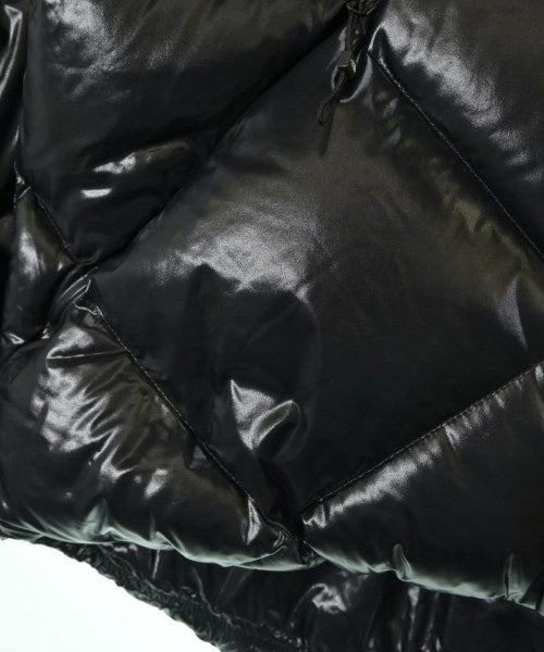 THE NORTH FACE 羽絨夾克/背心