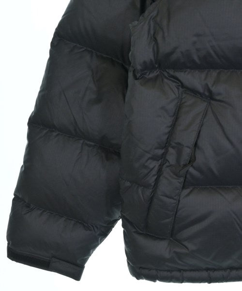 THE NORTH FACE 羽絨夾克/背心