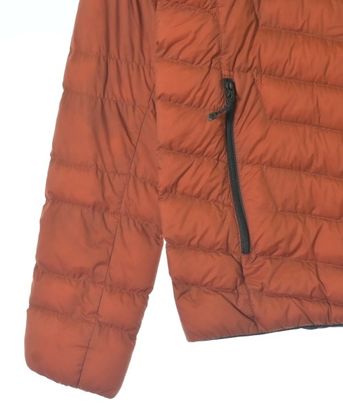 THE NORTH FACE 羽絨夾克/背心