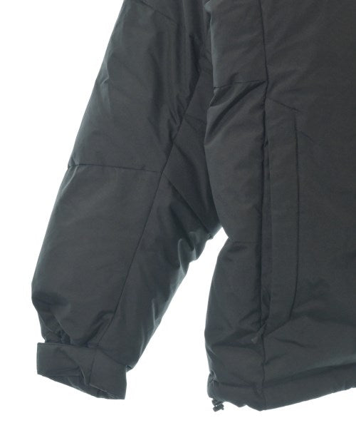 THE NORTH FACE 羽絨夾克/背心