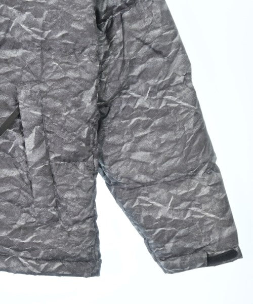 THE NORTH FACE 羽絨夾克/背心