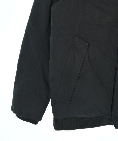 THE NORTH FACE 羽絨夾克/背心