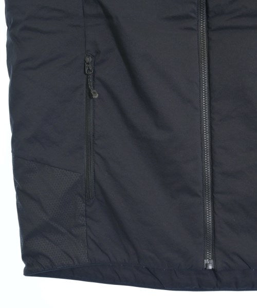 THE NORTH FACE 羽絨夾克/背心