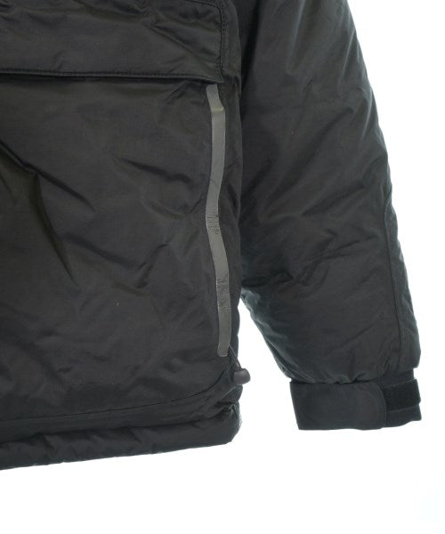 THE NORTH FACE 羽絨夾克/背心