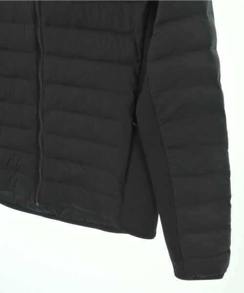 THE NORTH FACE 羽絨夾克/背心