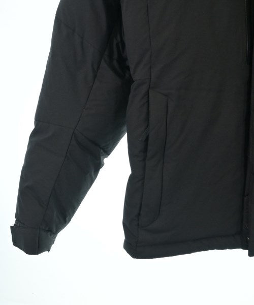 THE NORTH FACE 羽絨夾克/背心