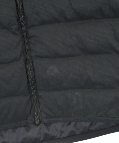 THE NORTH FACE 羽絨夾克/背心