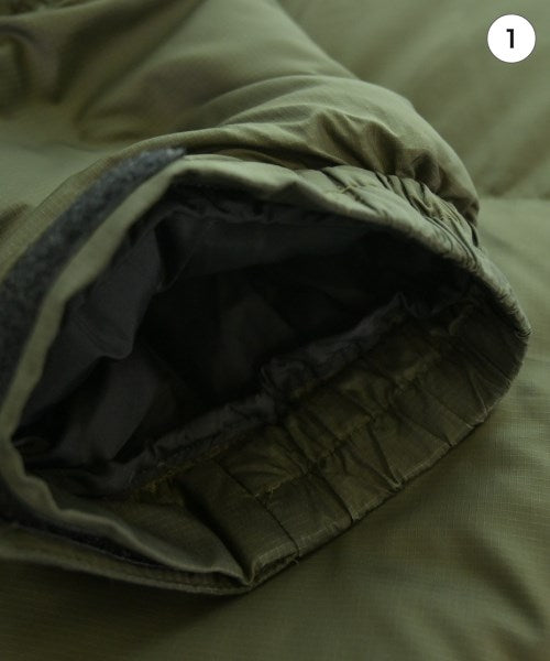 THE NORTH FACE 羽絨夾克/背心