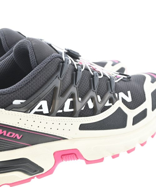Salomon 運動鞋