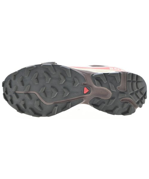 Salomon 運動鞋