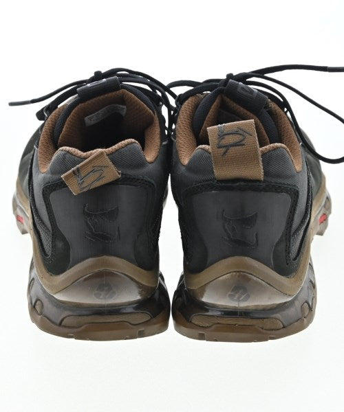 Salomon 運動鞋