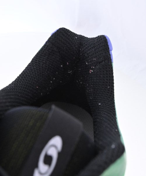 Salomon 運動鞋