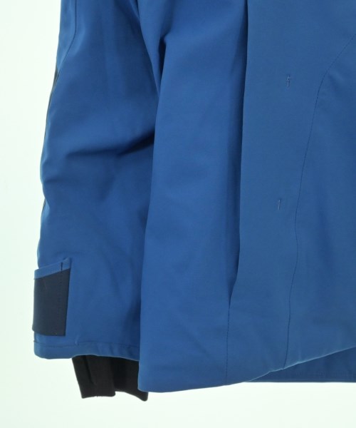Salomon 山系外套
