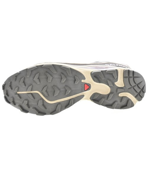 Salomon 運動鞋