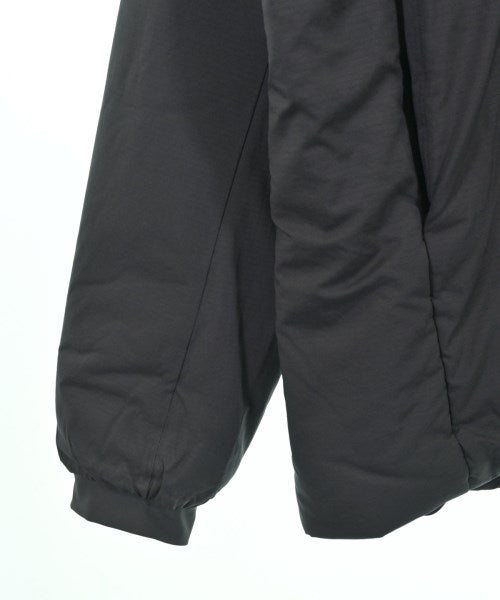 ARC'TERYX 羽絨夾克/背心