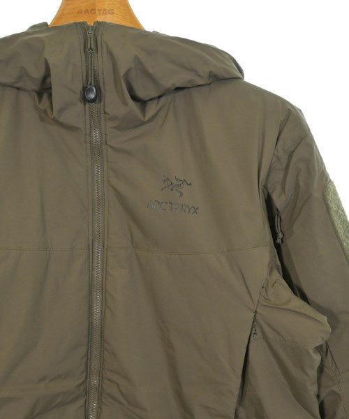 ARC'TERYX 羽絨夾克/背心