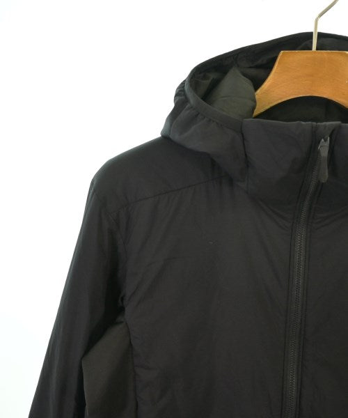 ARC'TERYX 羽絨夾克/背心