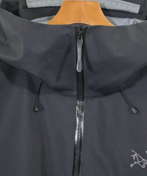 ARC'TERYX 山系外套
