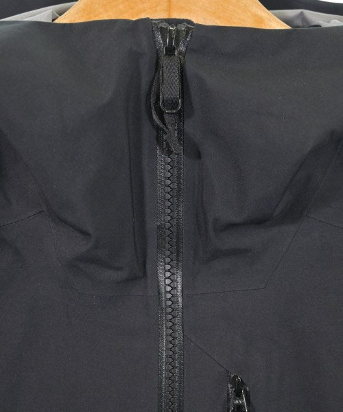 ARC'TERYX 山系外套